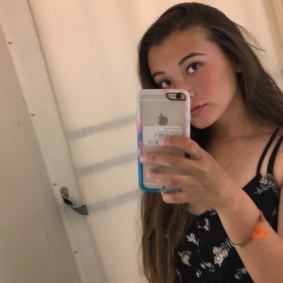 Meet your Posher, Kiane - Picture 1 of 1